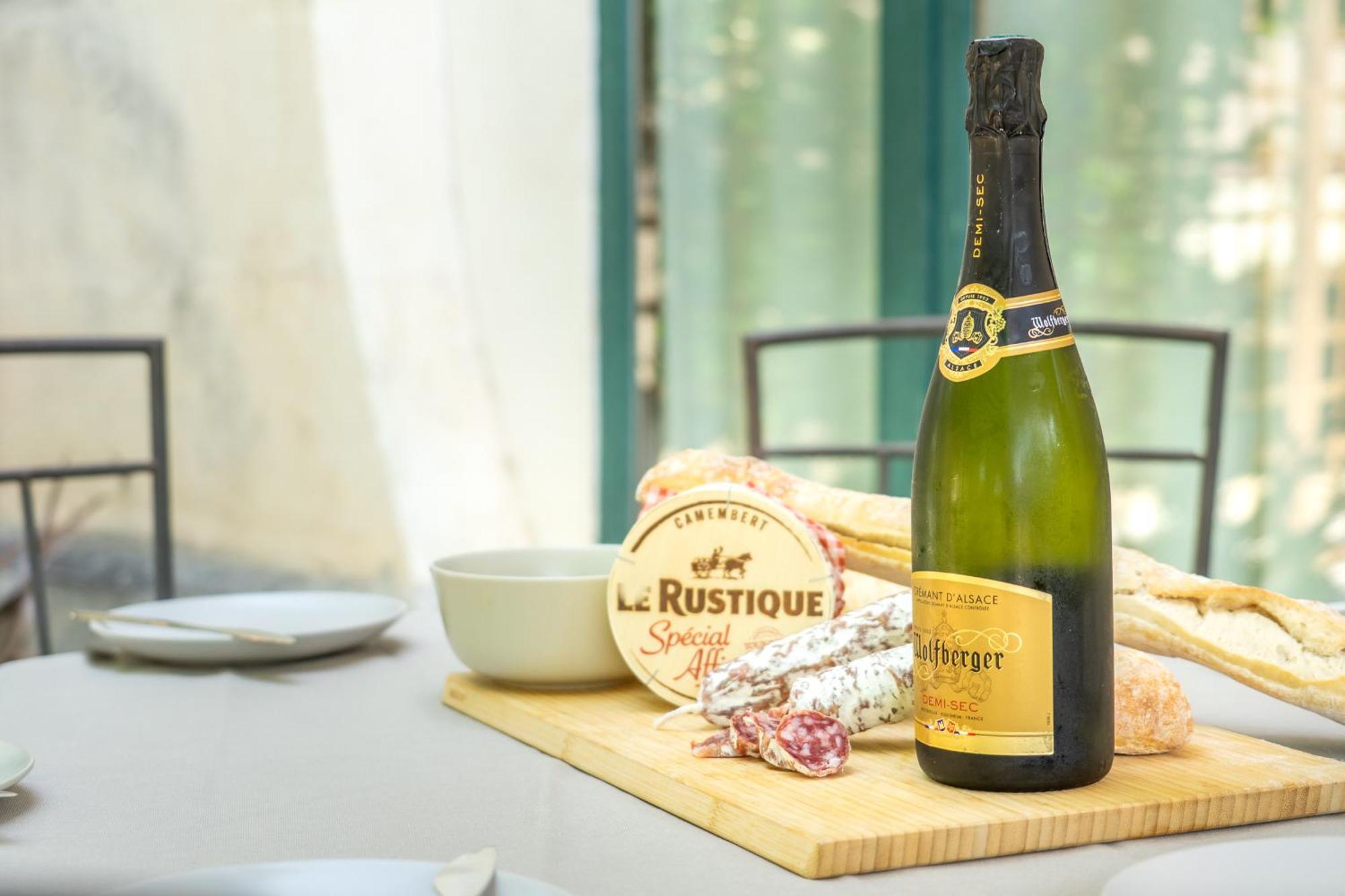 Ultimate Relaxation For Family Or Group At Renowned Couvent Des Ursulines, A Tranquil Escape In Historic Pezenasヴィラ エクステリア 写真